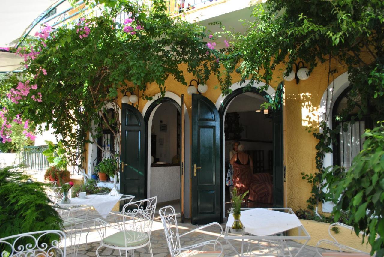 Hotel Helios Splendid Mpoukaris Exterior foto